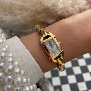 GUCCI Yellow Gold Bamboo Bangle Watch